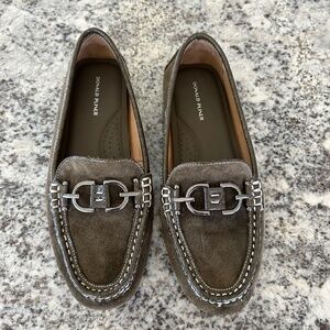 Donald Pliner olive drivers